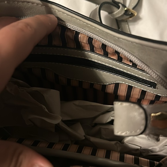 Grey Isabelle handbag - Picture 3 of 3